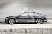 2021 BMW 745