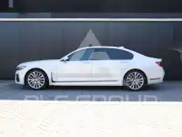 2021 BMW 745