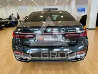 2021 BMW 745