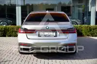 2021 BMW 745