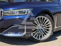 2021 BMW 745