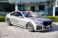 2021 BMW 745