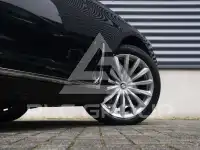 2021 BMW 745