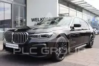 2021 BMW 745