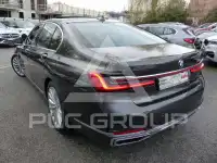 2021 BMW 745
