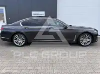 2021 BMW 745