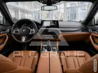 2021 BMW 550M