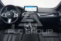 2021 BMW 550M