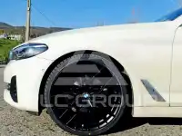 2021 BMW 518