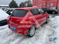 2021 Suzuki SWIFT