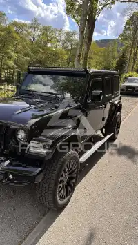 2021 Jeep WRANGLER