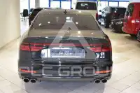 2021 Audi S8