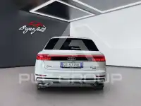 2021 Audi Q8