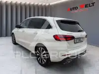 2021 Mercedes Benz B 200
