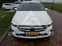 2021 Mercedes Benz B 200