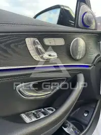 2021 Mercedes Benz E 220