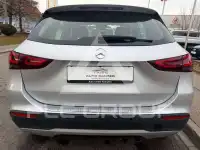 2021 Mercedes Benz GLA 220