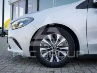 2021 Mercedes Benz B 180