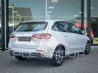 2021 Mercedes Benz B 180