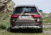 2021 Mercedes Benz GLC 220