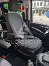 2021 Mercedes Benz V 300