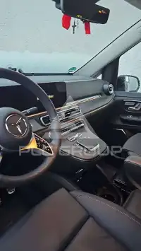 2025 Mercedes Benz V 300