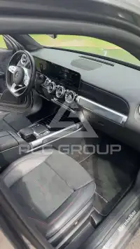 2021 Mercedes Benz GLB 220