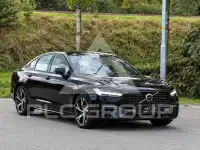2021 Volvo S90