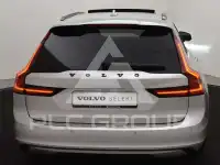 2021 Volvo V90