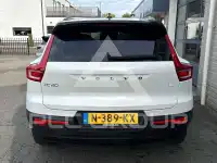 2021 Volvo XC40