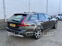 2021 Volvo V90