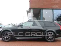 2021 Volvo V90