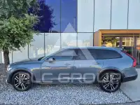 2021 Volvo V90