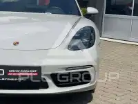 2021 Porsche Cayman