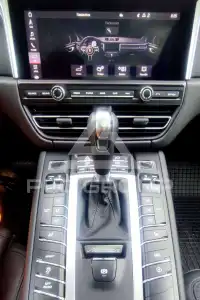 2021 Porsche MACAN