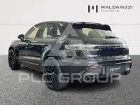 2021 Porsche MACAN