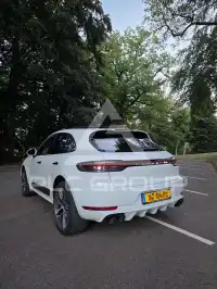 2021 Porsche MACAN