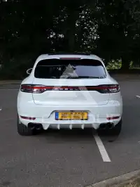 2021 Porsche MACAN