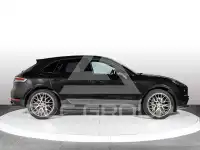2021 Porsche MACAN