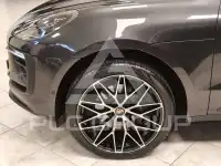 2021 Porsche MACAN
