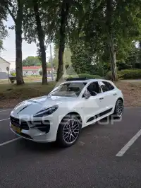 2021 Porsche MACAN