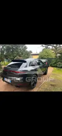 2021 Porsche MACAN