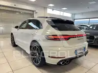 2021 Porsche MACAN