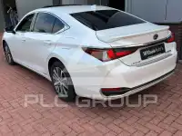 2021 Lexus ES300