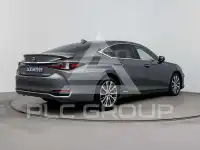 2021 Lexus ES300