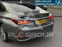 2021 Lexus ES300