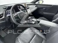 2021 Lexus ES300
