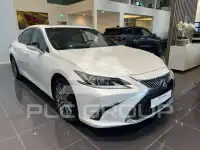 2021 Lexus ES300
