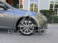 2021 Lexus ES300