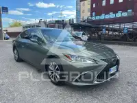2021 Lexus ES300